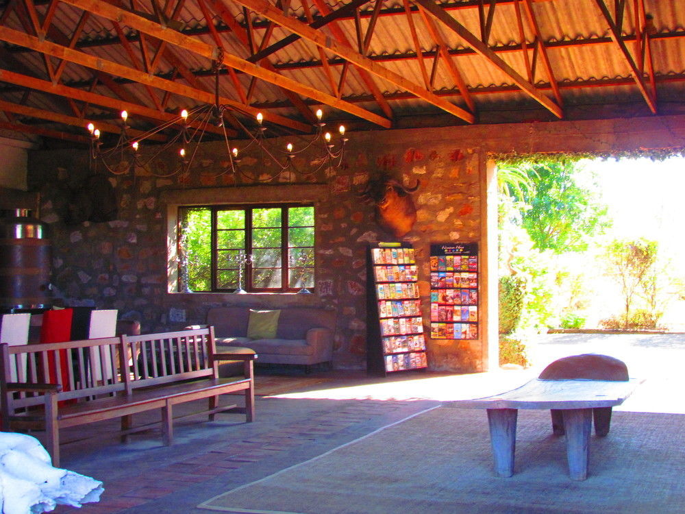 Plettenberg Bay Game Reserve: The Baroness Safari Lodge Exterior foto