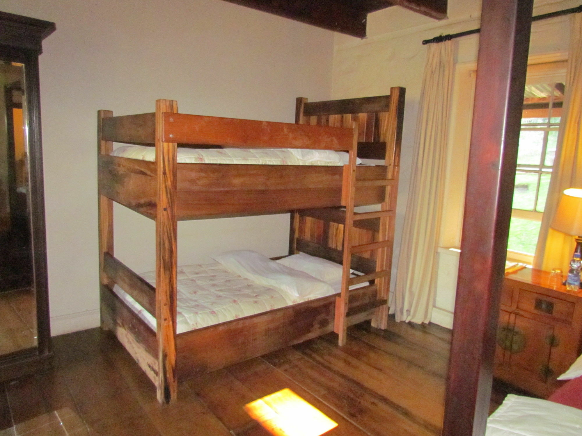 Plettenberg Bay Game Reserve: The Baroness Safari Lodge Exterior foto